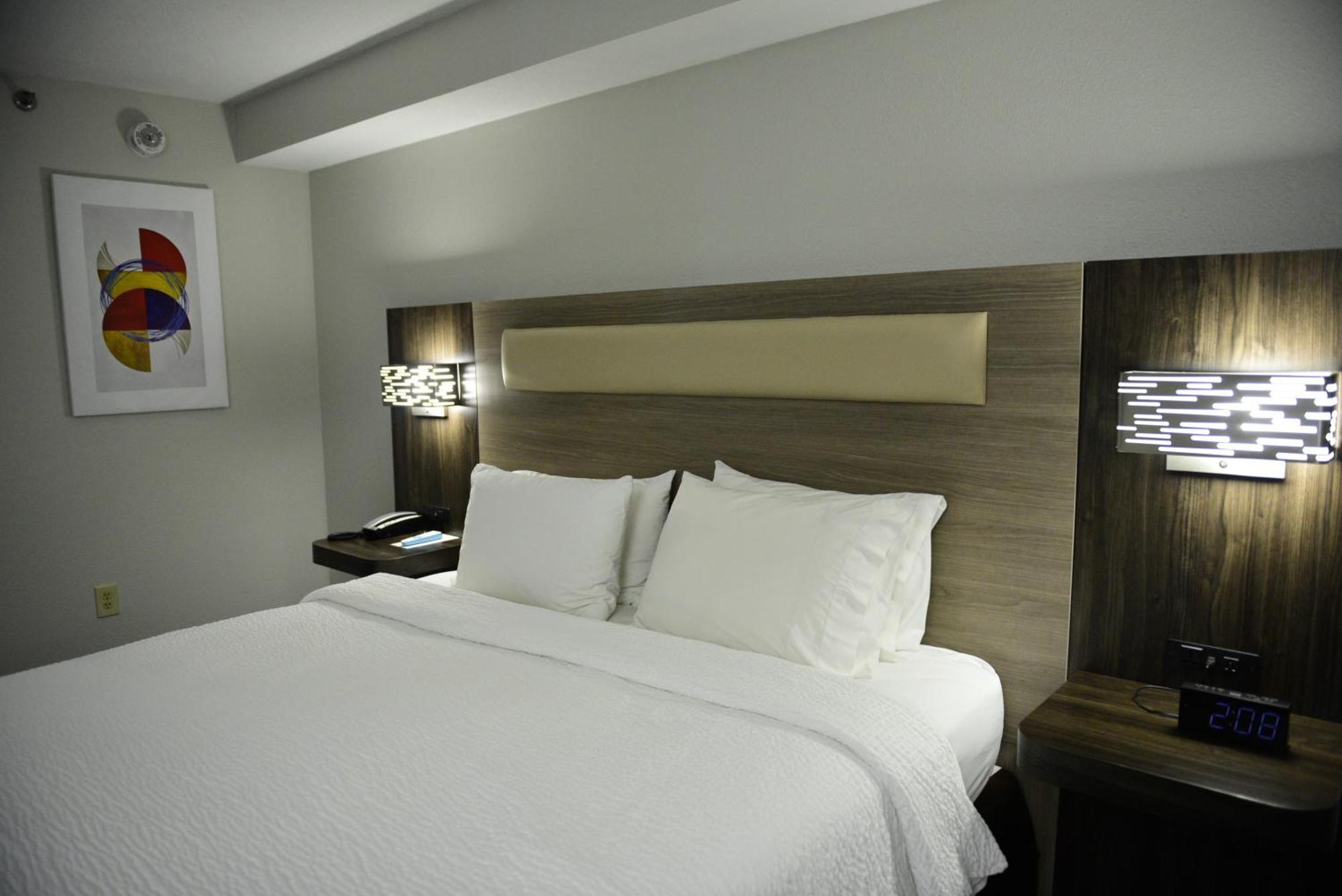 Keene Elm City Hotel, Ascend Hotel Collection Exterior photo